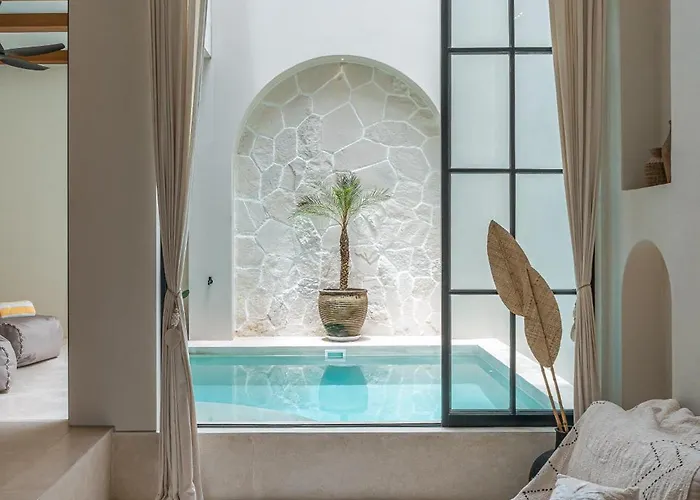 Casa 24 *
